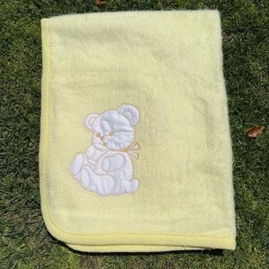 Vintage Teyci Fuzzy Yellow Teddy Bear Appliqué Baby Blanket Yellow White NWOT